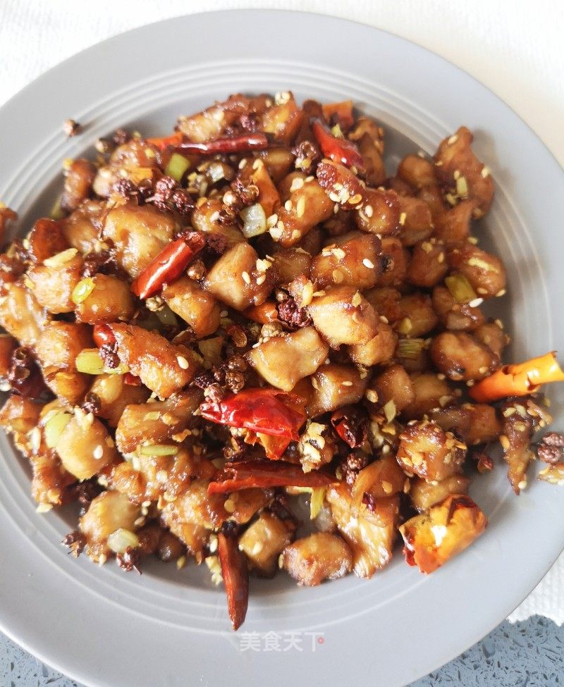 辣子鸡丁的做法_辣子鸡丁怎么做_朱子Abby的菜谱_美食天下
