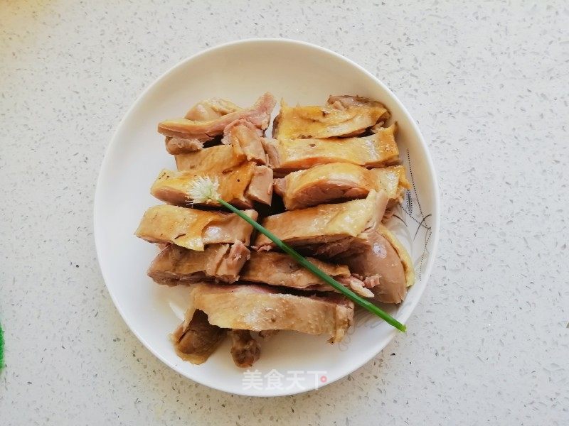 自制盐水鸭腿的做法_自制盐水鸭腿怎么做_爱做饭的小媛媛的菜谱_美食天下