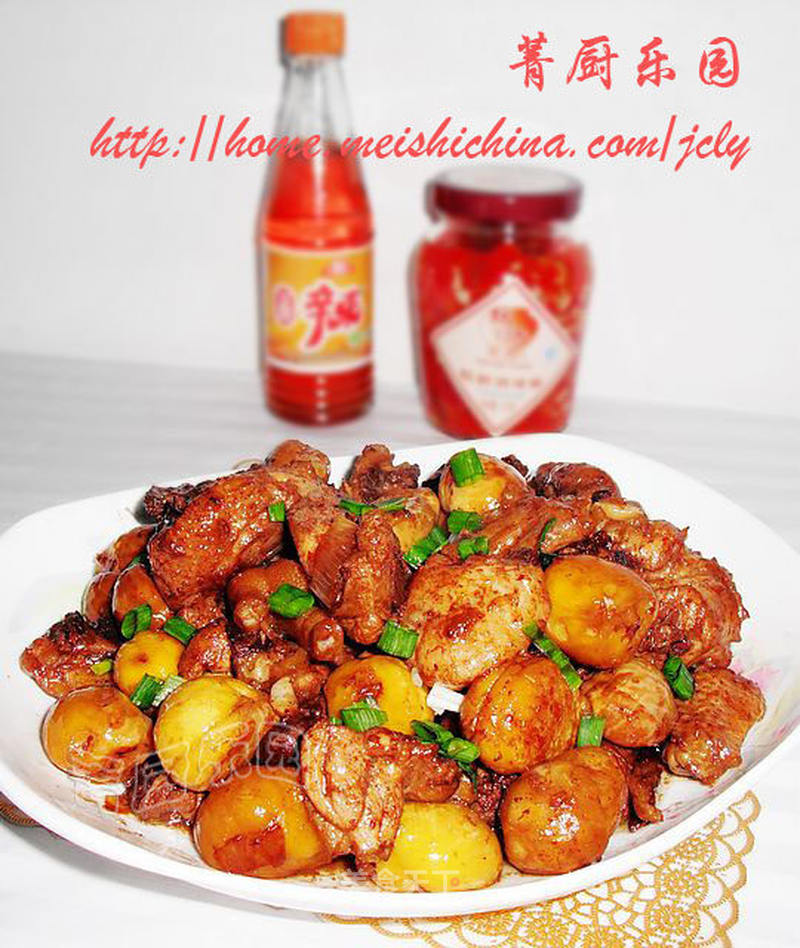 板栗烧鸡的做法_秋冬营养滋补美食——板栗烧鸡_板栗烧鸡怎么做_菜谱_美食天下