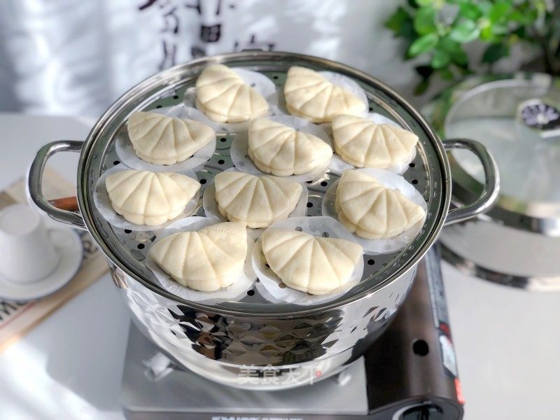 荷叶饼的做法_荷叶饼怎么做_美食妃英理的菜谱_美食天下
