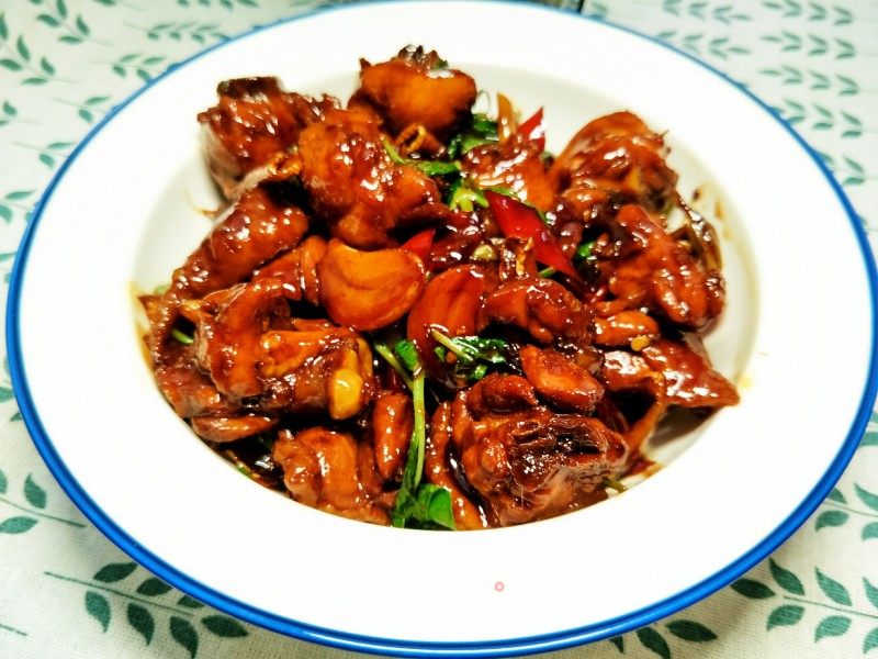 台式三杯鸡的做法_台式三杯鸡怎么做_线线3896的菜谱_美食天下