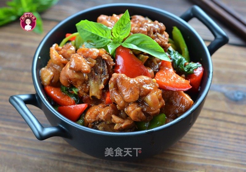 台式三杯鸡的做法_台式三杯鸡怎么做_Meggy跳舞的苹果的菜谱_美食天下
