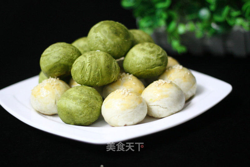 苏式月饼的做法_中秋佳节不可缺少的苏式月饼_苏式月饼怎么做_黄豆豆的一家的菜谱_美食天下