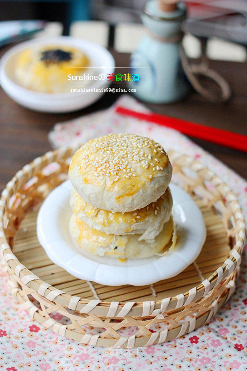 苏式榨菜鲜肉月饼的做法_中秋节快乐—–苏式榨菜鲜肉月饼_苏式榨菜鲜肉月饼怎么做_sunshinewinnie的菜谱_美食天下