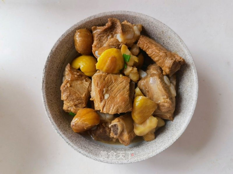 板栗炖排骨的做法_板栗炖排骨怎么做_一溪月的菜谱_美食天下