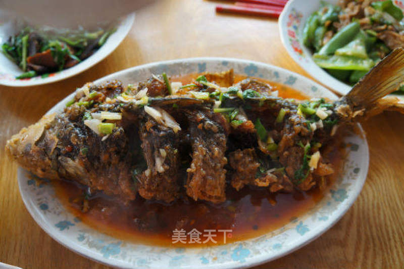 糖醋鲤鱼的做法_糖醋鲤鱼怎么做_快乐大侠的菜谱_美食天下