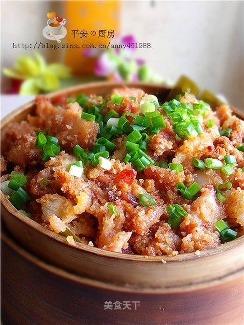 柚香粉蒸肉的做法_柚子皮变身餐桌上最受欢迎的消食解腻菜——柚香粉蒸肉_柚香粉蒸肉怎么做_菜谱_美食天下