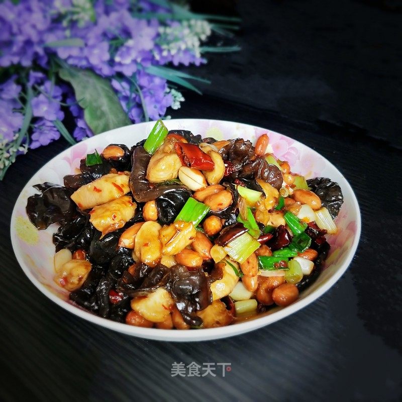 木耳宫保鸡丁的做法_木耳宫保鸡丁怎么做_春天DIY美食的菜谱_美食天下