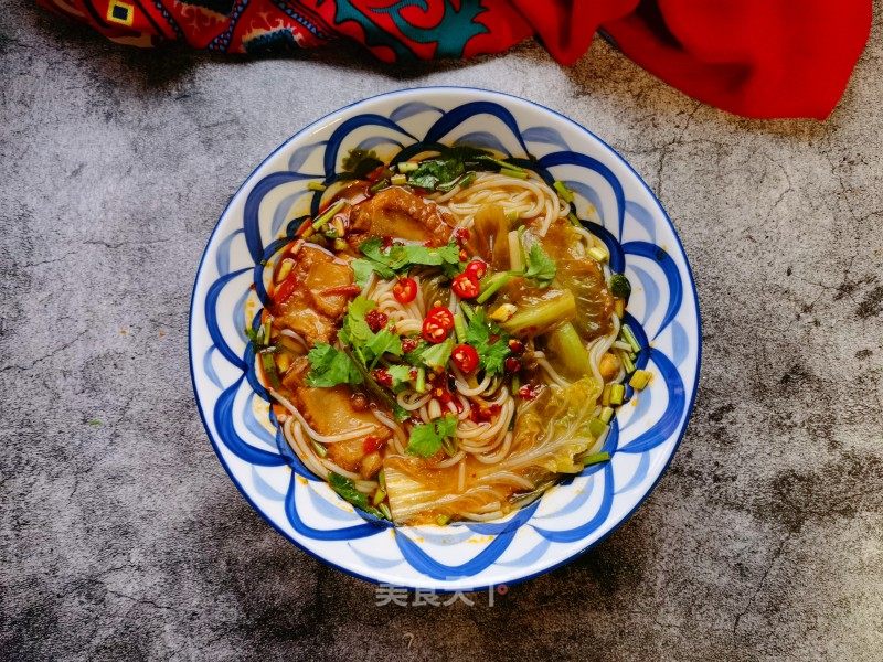 酸辣汤米粉的做法_酸辣汤米粉怎么做_一溪月的菜谱_美食天下