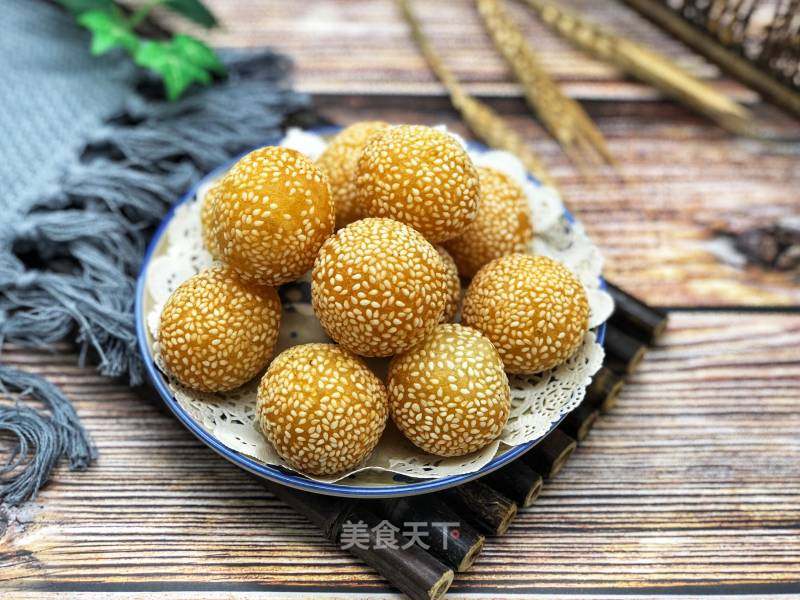 炸小麻团的做法_炸小麻团怎么做_胡椒0214的菜谱_美食天下