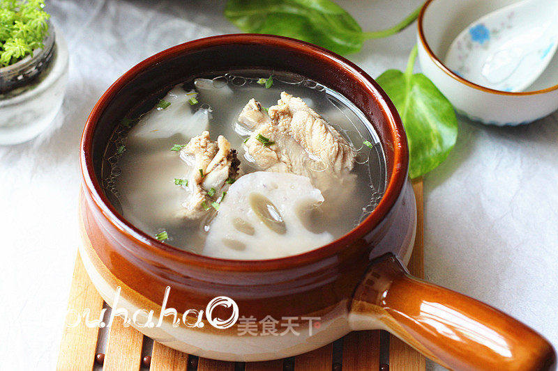 莲藕排骨汤的做法_莲藕排骨汤怎么做_悠哈厨房的菜谱_美食天下