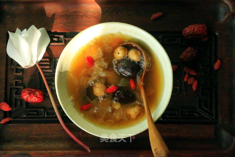 莲子银耳汤的做法_莲子银耳汤怎么做_杜鹃花美食的菜谱_美食天下