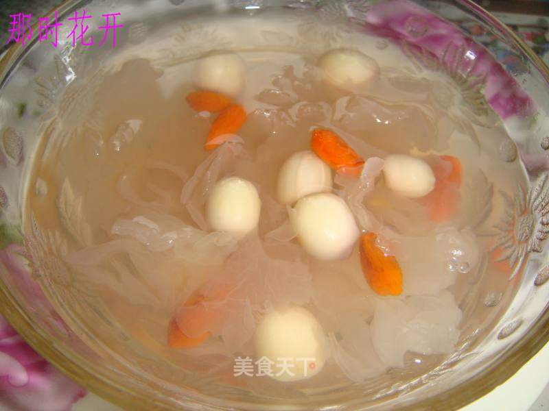 莲子银耳汤的做法_莲子银耳汤怎么做_菜谱_美食天下
