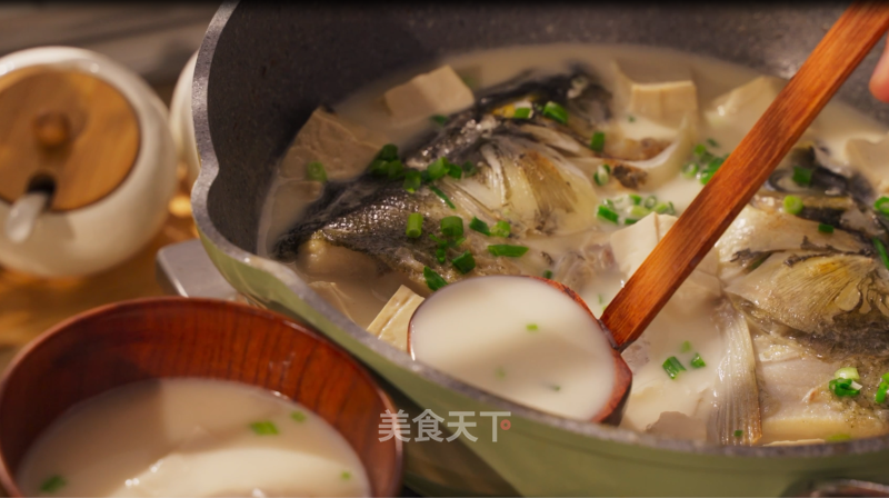 鱼头豆腐汤的做法_鱼头豆腐汤怎么做_钱大妈生鲜的菜谱_美食天下