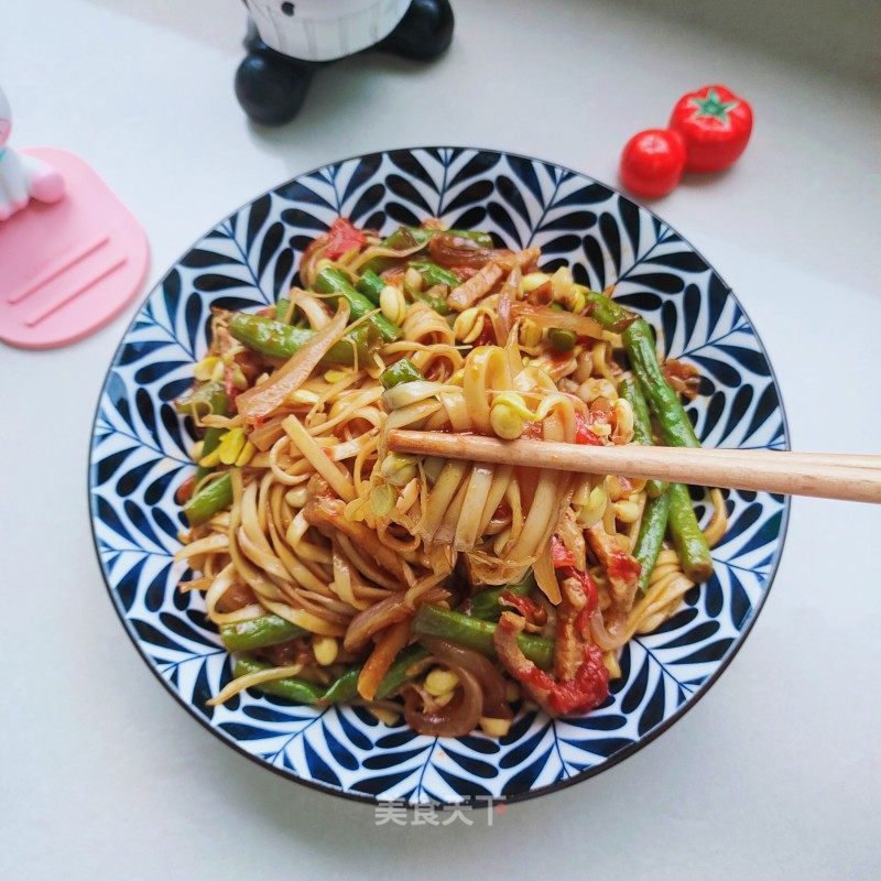 黄豆芽豆角焖面的做法_黄豆芽豆角焖面怎么做_雨中漫步_kRsJPX的菜谱_美食天下