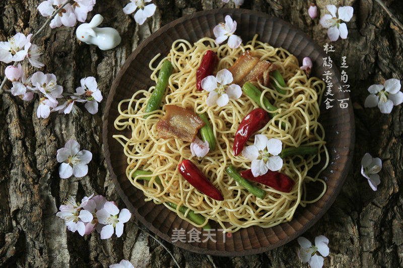 豆角焖面的做法_豆角焖面怎么做_杜鹃花美食的菜谱_美食天下