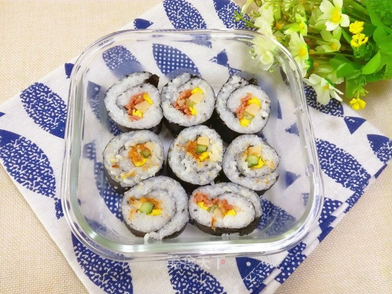紫菜包饭的做法_#便当#紫菜包饭_紫菜包饭怎么做_烟雨心灵的菜谱_美食天下