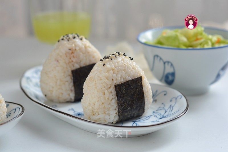 鸡肉萝卜紫菜包饭的做法_鸡肉萝卜紫菜包饭怎么做_Meggy跳舞的苹果的菜谱_美食天下