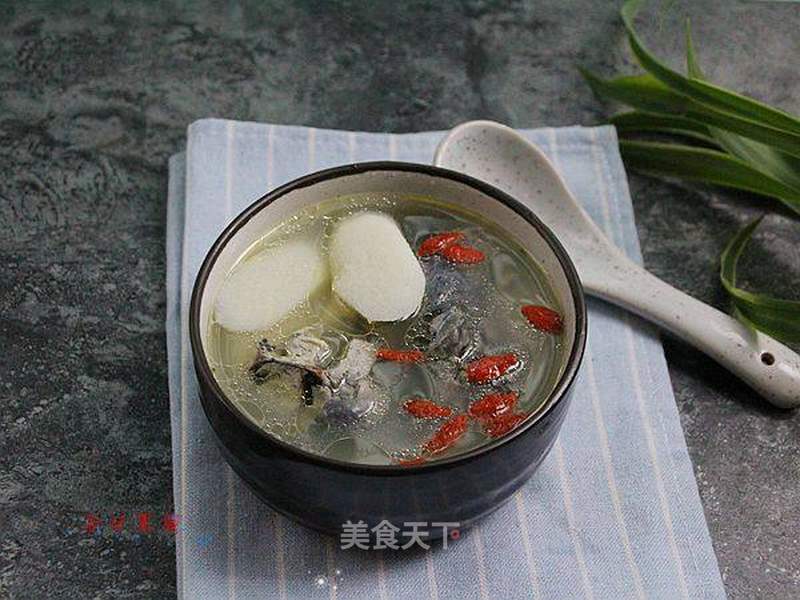 山药乌鸡汤的做法_山药乌鸡汤怎么做_余甘果蜜的厨房的菜谱_美食天下