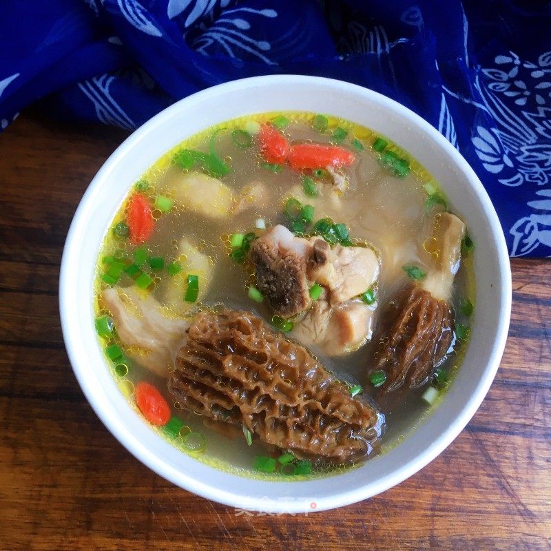 羊肚菌鸡汤的做法_羊肚菌鸡汤怎么做_米拉Miira的菜谱_美食天下