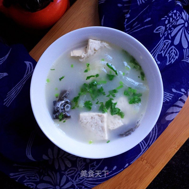 萝卜豆腐鲫鱼汤的做法_萝卜豆腐鲫鱼汤怎么做_米拉Miira的菜谱_美食天下