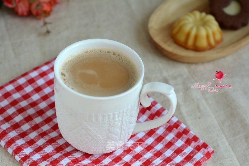 锡兰奶茶的做法_锡兰奶茶怎么做_Meggy跳舞的苹果的菜谱_美食天下