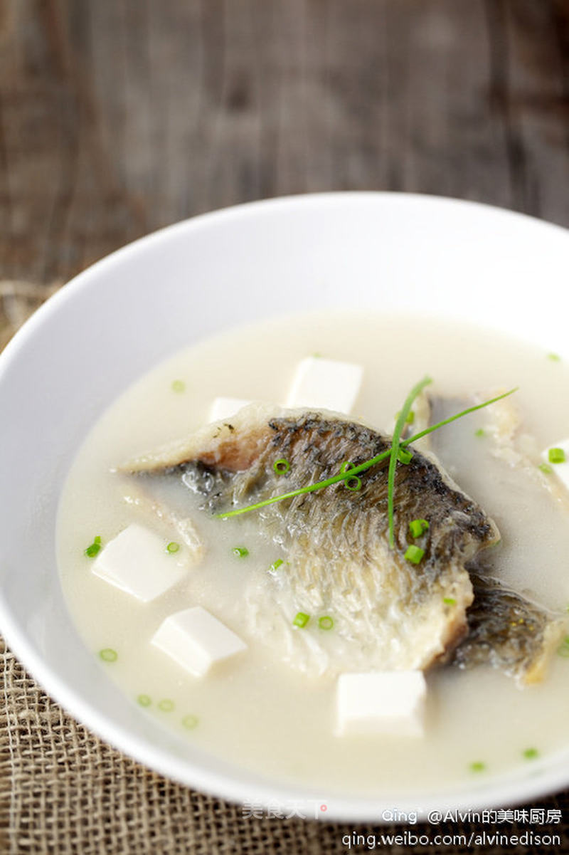 鲫鱼豆腐汤的做法_鲫鱼豆腐汤怎么做_Alvin的美味厨房的菜谱_美食天下