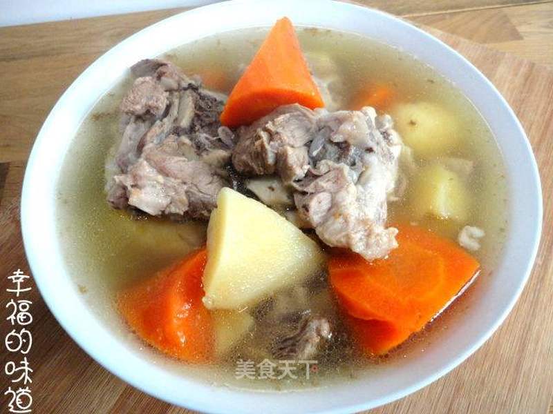 胡萝卜土豆骨头汤的做法_胡萝卜土豆骨头汤怎么做_冰蓝紫羽的菜谱_美食天下