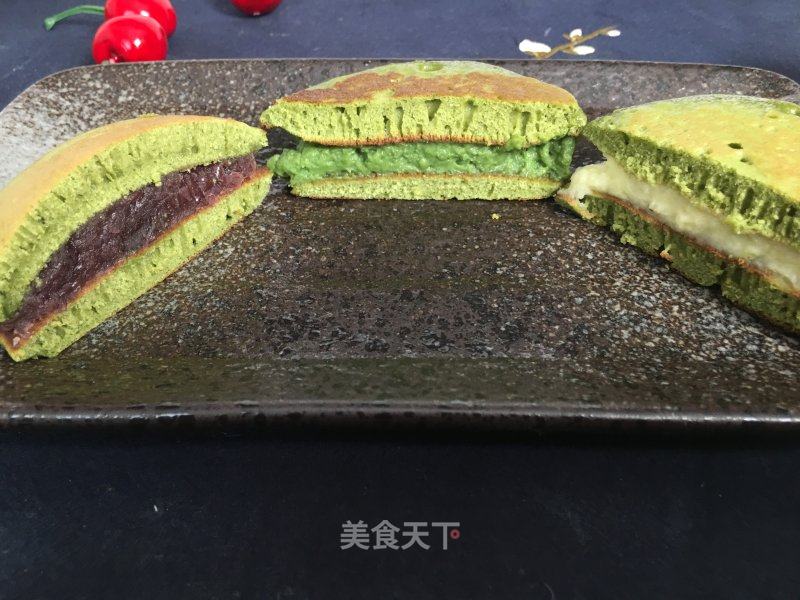 抹茶铜锣烧的做法_第八个抹茶味食谱,抹茶铜锣烧视频教程(原味、抹茶、豆沙)简单零失败_抹茶铜锣烧怎么做_宅家吃货JACKERLU的菜谱_美食天下