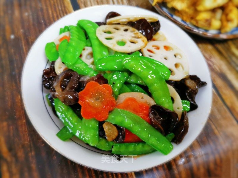 荷塘小炒的做法_荷塘小炒怎么做_琴韵优雅的菜谱_美食天下