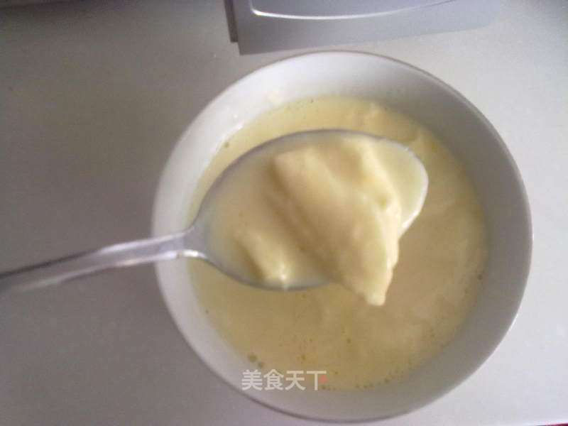 微波炉牛奶炖蛋的做法_超懒人版微波炉牛奶炖蛋_微波炉牛奶炖蛋怎么做_菜谱_美食天下