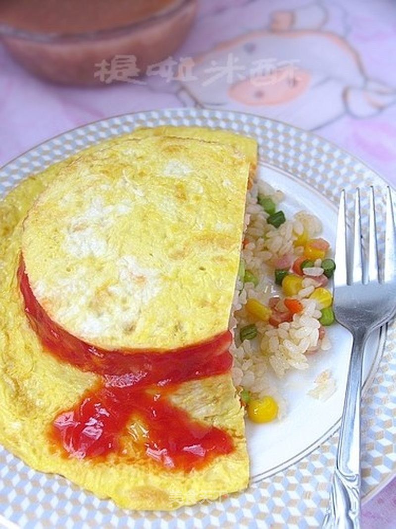 黄金草帽蛋包饭的做法_给炒饭来个华丽的转身——黄金草帽蛋包饭_黄金草帽蛋包饭怎么做_菜谱_美食天下