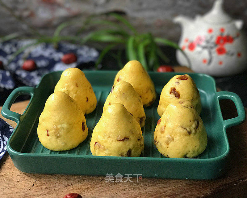 红枣窝窝头的做法_红枣窝窝头怎么做_老方小雨的菜谱_美食天下