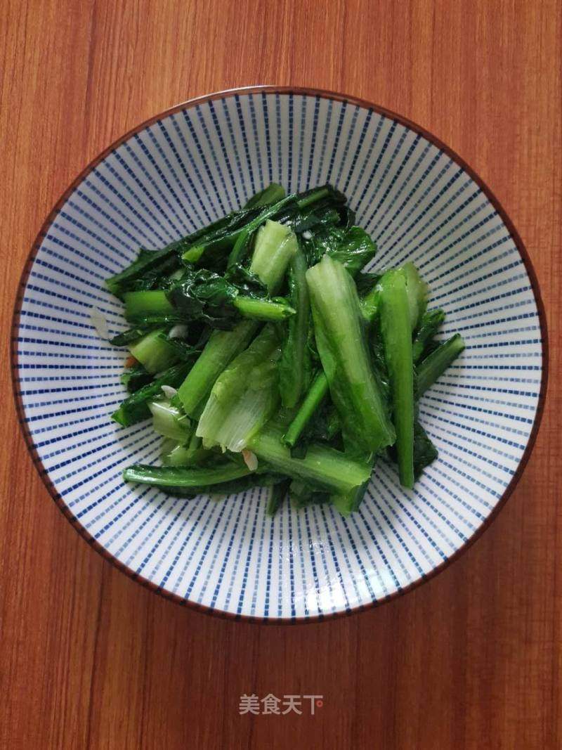 蒜蓉炒油麦菜的做法_蒜蓉炒油麦菜怎么做_琪_feXjZ8E2的菜谱_美食天下