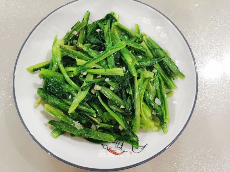 蒜蓉油麦菜的做法_快手蒜蓉油麦菜_蒜蓉油麦菜怎么做_哲妈——爱生活爱家人爱厨房的菜谱_美食天下