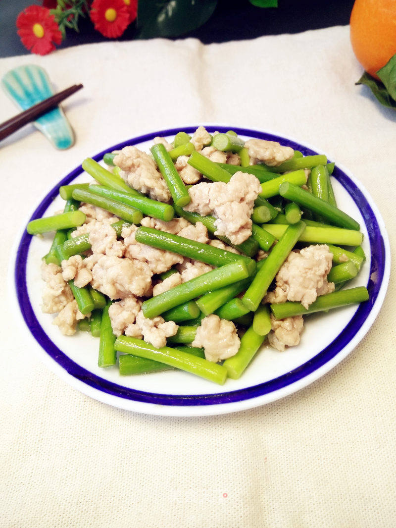 肉糜炒蒜薹的做法_肉糜炒蒜薹怎么做_尔东叶的菜谱_美食天下