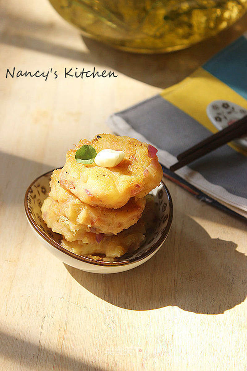 日式沙拉土豆煎饼的做法_日式沙拉土豆煎饼怎么做_nancy_W的菜谱_美食天下
