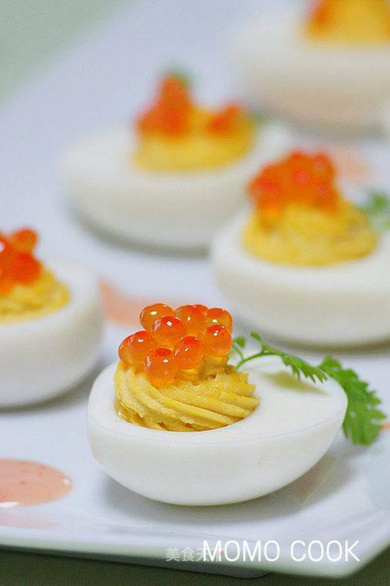 鸡蛋沙拉的做法_【MOMO年夜菜】吉星高照 鲑鱼籽镶嵌鸡蛋沙拉_鸡蛋沙拉怎么做_菜谱_美食天下