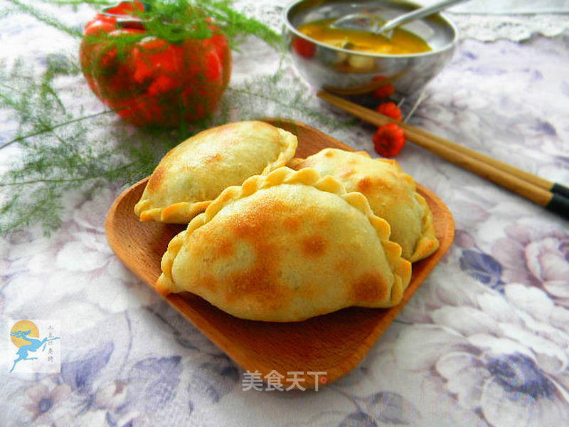 烤韭菜盒子的做法_烤韭菜盒子怎么做_土豆丝卷饼的菜谱_美食天下