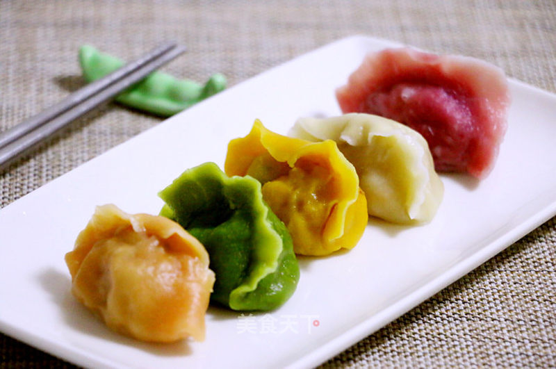 五色饺子的做法_五色饺子怎么做_小M的厨房的菜谱_美食天下
