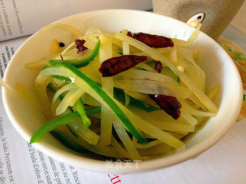 青椒土豆丝的做法_青椒土豆丝怎么做_菜谱_美食天下