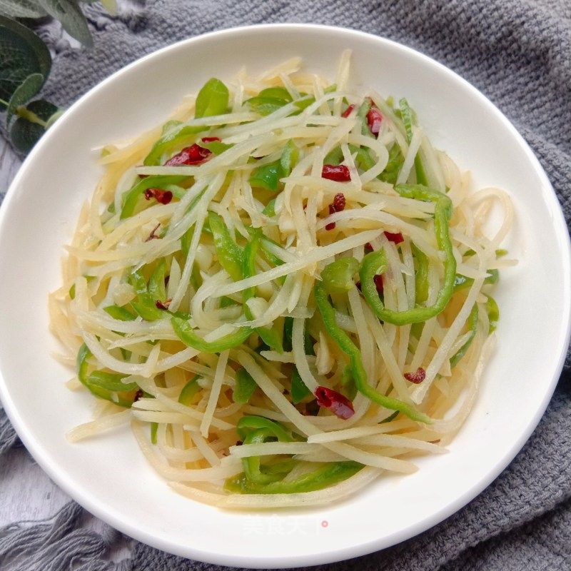 青椒土豆丝的做法_青椒土豆丝怎么做_笑笑昵的菜谱_美食天下