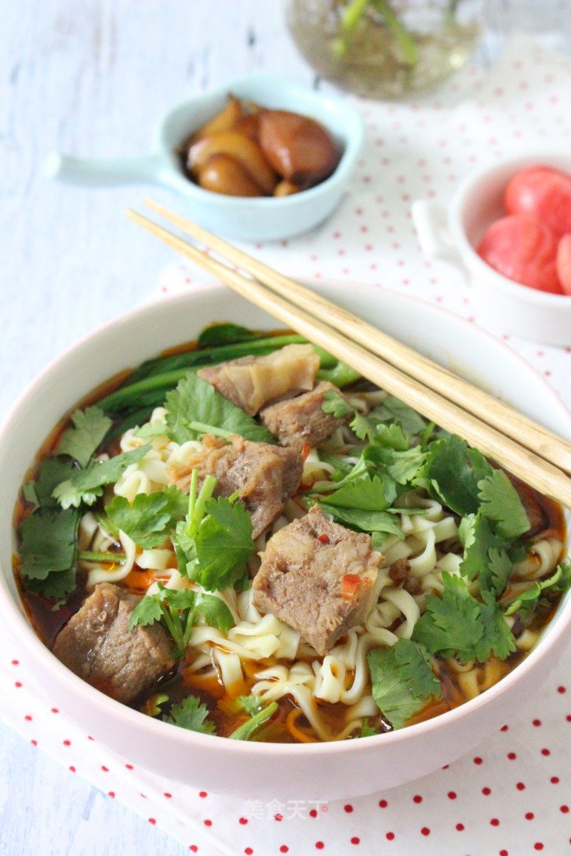 香辣牛肉面的做法_香辣牛肉面怎么做_悦悦玉食的菜谱_美食天下