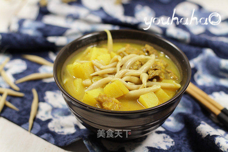 咖喱牛肉面鱼鱼的做法_咖喱牛肉面鱼鱼怎么做_悠哈厨房的菜谱_美食天下