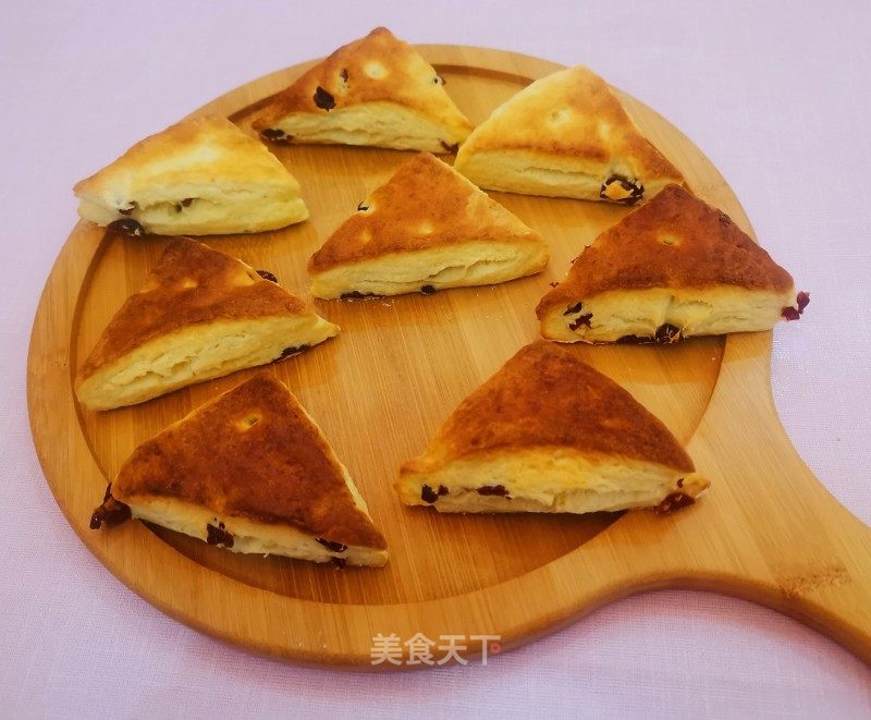 蔓越莓司康的做法_蔓越莓司康怎么做_冷水浮萍的菜谱_美食天下