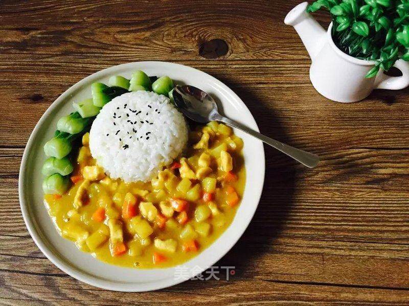 咖喱鸡丁饭的做法_咖喱鸡丁饭怎么做_虫妈小米的菜谱_美食天下