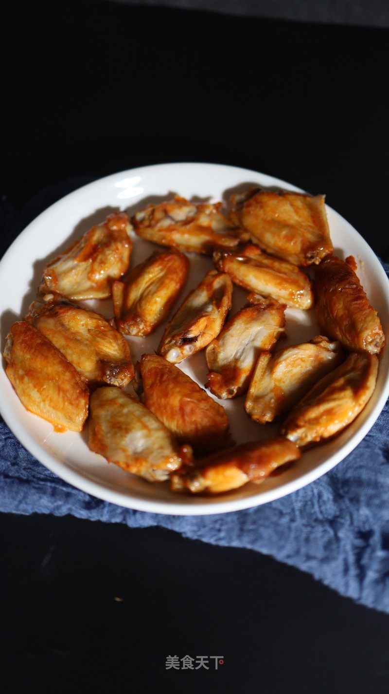 奥尔良烤鸡中翅的做法_奥尔良烤鸡中翅怎么做_どら的菜谱_美食天下