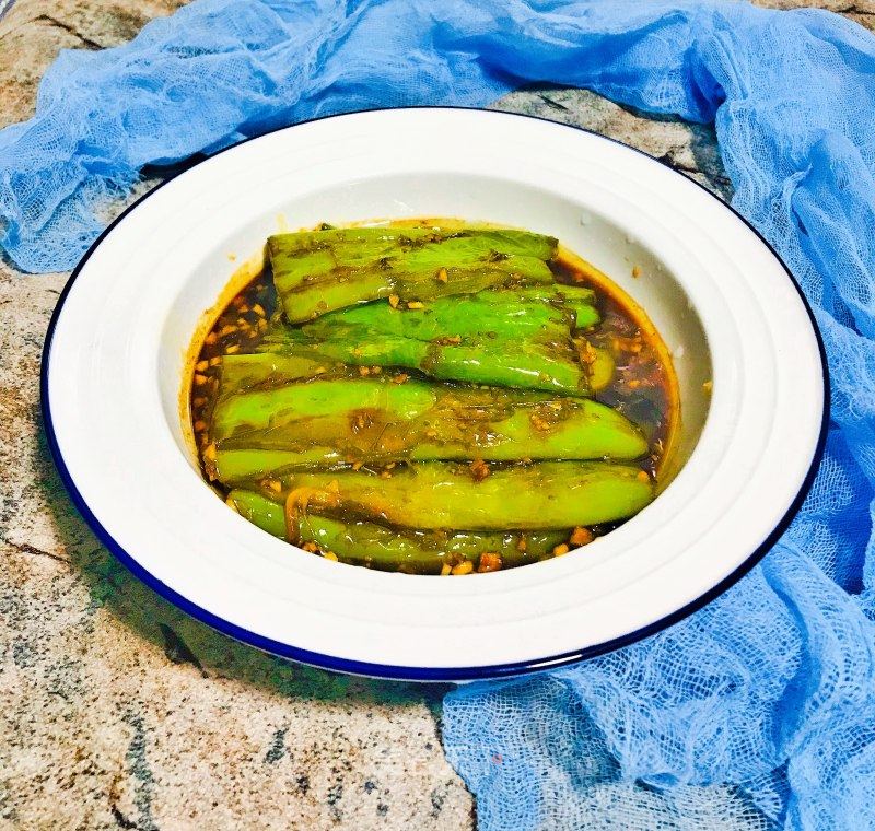 虎皮青椒的做法_虎皮青椒怎么做_南兮·人间烟火的菜谱_美食天下