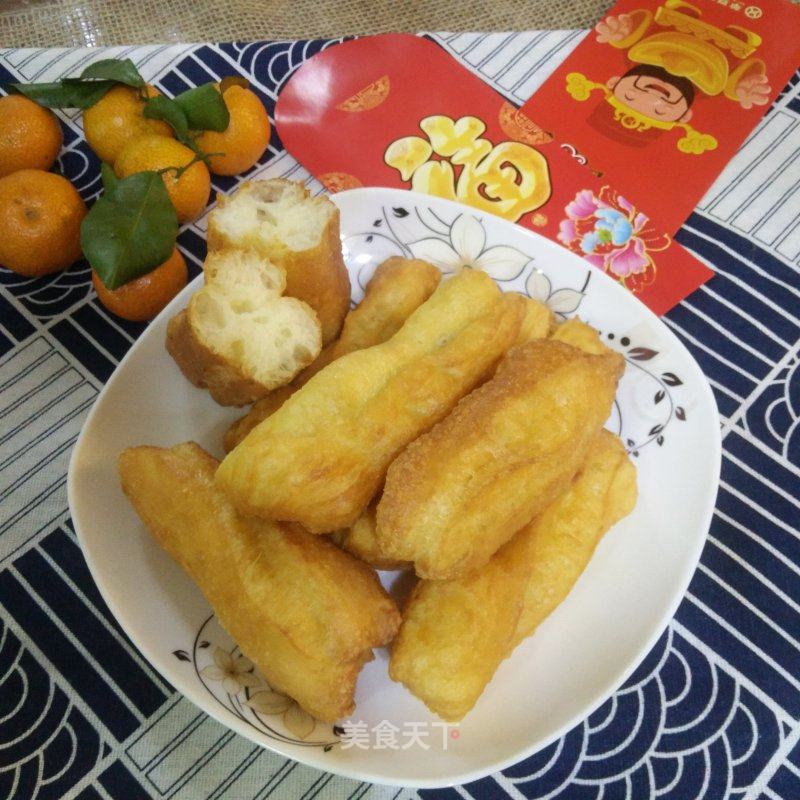 牛奶小油条的做法_牛奶小油条怎么做_董小伊的菜谱_美食天下