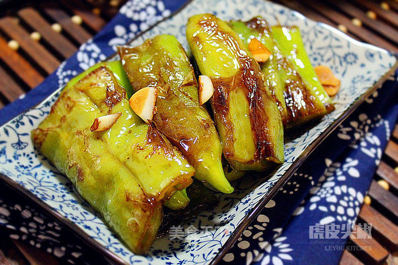 虎皮尖椒的做法_虎皮尖椒怎么做_乐悠厨房的菜谱_美食天下